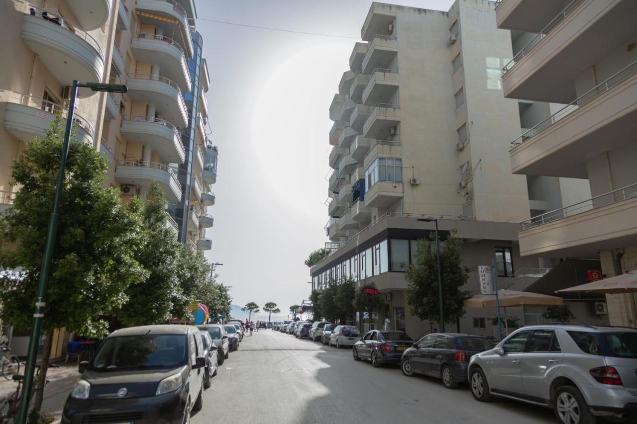 Gloria'S Apartment Lungomare Влёра Экстерьер фото