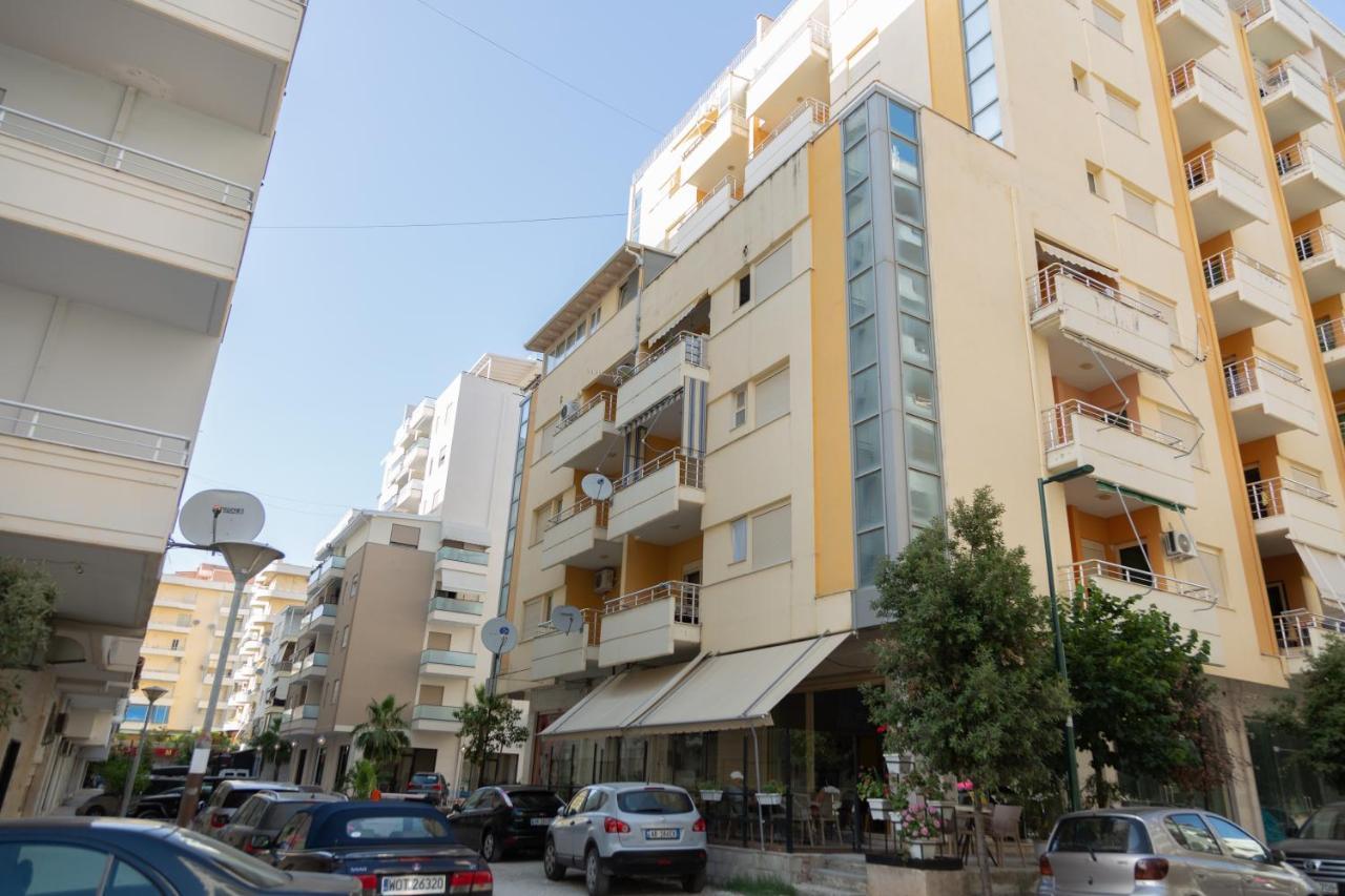 Gloria'S Apartment Lungomare Влёра Экстерьер фото