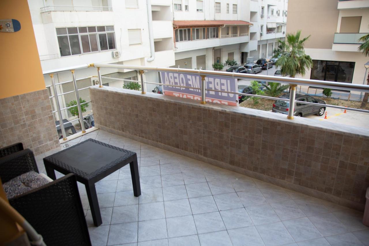 Gloria'S Apartment Lungomare Влёра Экстерьер фото